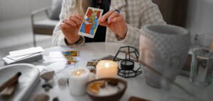 Best Tarot Card Reader in Kolkata