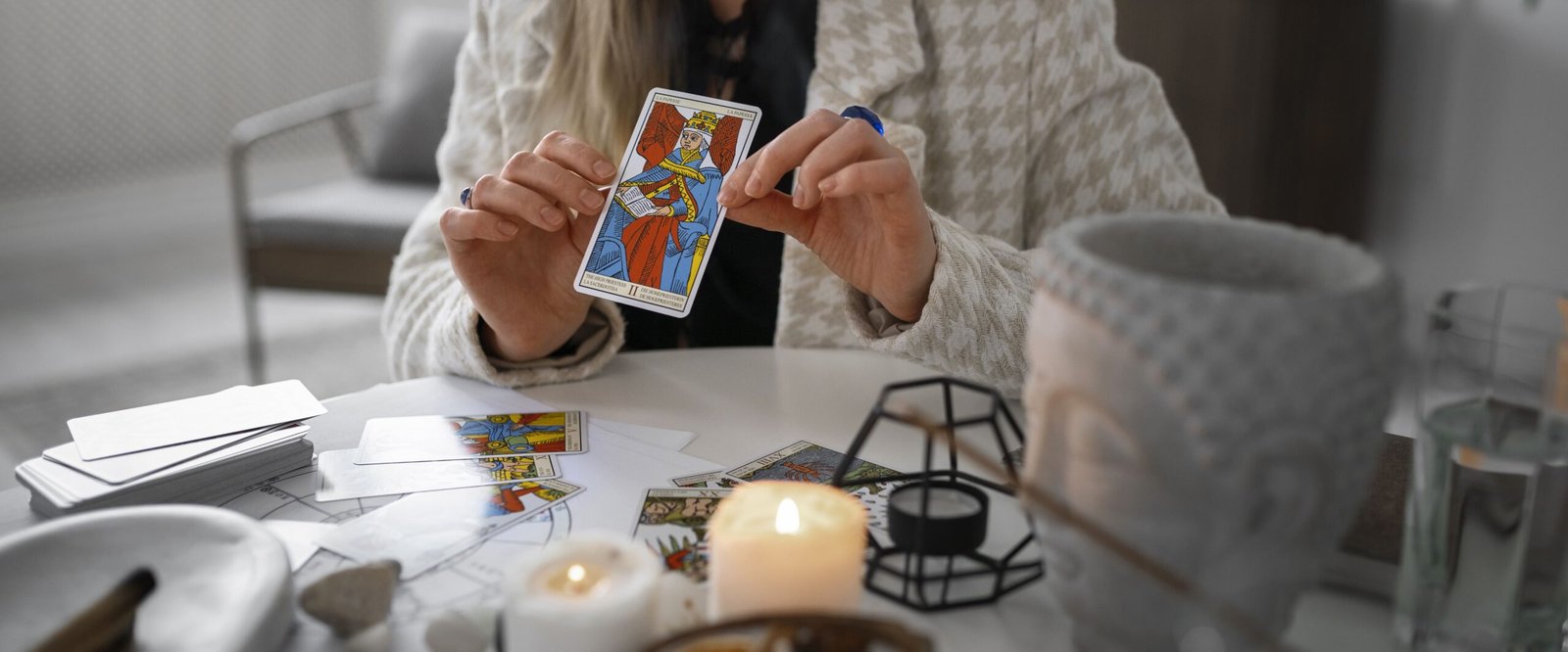 best tarot card reader in Kolkata